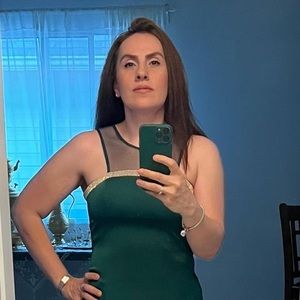 Meet your Posher, Nafiseh